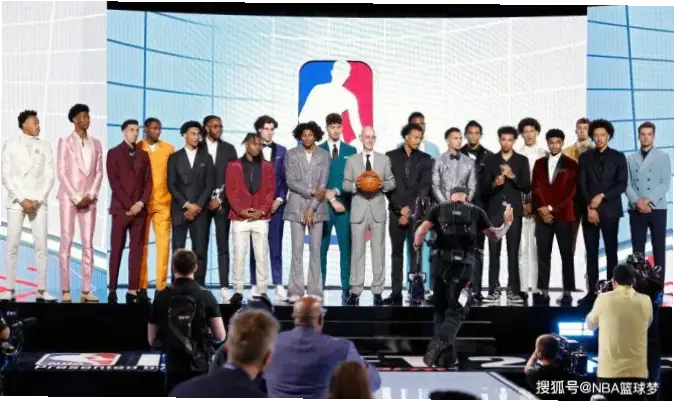 搜狐体育NBA十年蜕变：从内容深耕到生态升级的全面跃迁